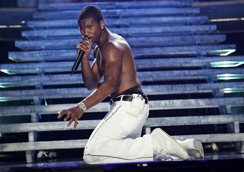 Usher Live in Helsinki: A Night of Unforgettable Music and Samba Magic!